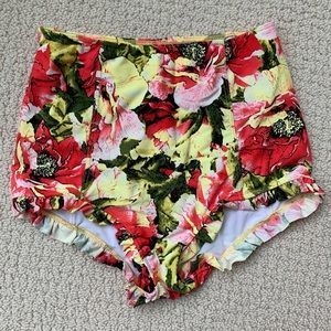 Kortni Jeane ruffled up swim bottom